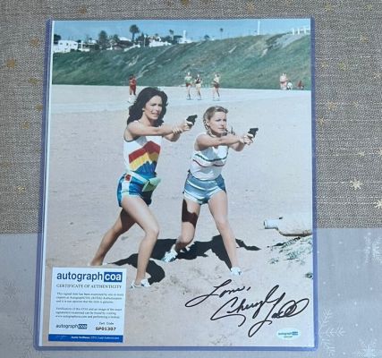 Charlie’s Angels 1977-1981 - Signed 14x11 inch Photo - Cheryl Ladd as Kris Munroe - AutographCOA | Catawiki