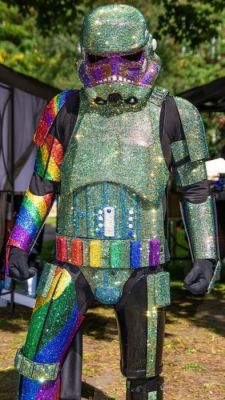 Star Wars - Custom One-of-a-Kind Rhinestone-Encrusted Stormtrooper Armour & Wearable Art Piece - see images and | Catawiki