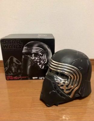 Star Wars - Hasbro - - Movie prop Helmet Kylo Ren Star Wars Black Series | Catawiki
