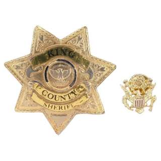 WALKING DEAD, THE (2010-2022) - Lot #1: Rick Grimes‘ (Andrew Lincoln) Sheriff Badge and Pin