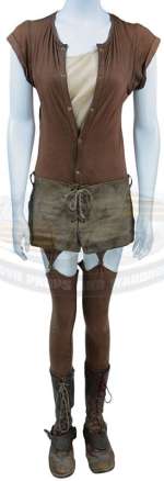 Resident Evil: Extinction - Alice’s Stunt Outfit (Milla Jovovich) | ScreenUsed