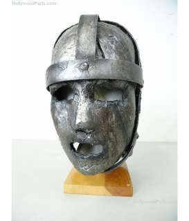 MAN IN THE IRON MASK KING LOUIS XIV / PHILIPPE (LEONARDO DICAPRIO) HERO MASK | Hollywood Parts