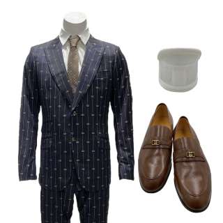 Lot #133: The Underdoggs Jaycen Snoop Dogg Screen Worn Single-Breasted Suit, Button-Up Shirt, Tie, Neck Brace & Dress Shoes Ch 3 Sc 29