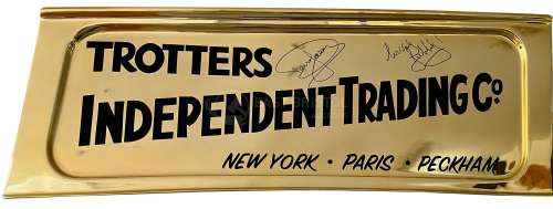 ONLY FOOLS & HORSES - EXCLUSIVE GOLD TROTTER VAN SIGNED SIDE PANEL | Auctioneum Ltd