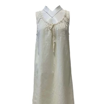 Blink Twice Heather Screen Worn Night Gown Ch 6 Sc 80 | VIP Fan Auctions