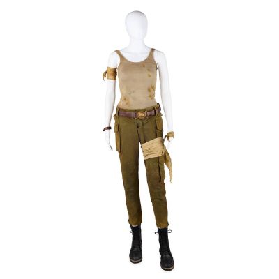 Alicia Vikander Lara Croft (9) Screen-Worn Piece Ensemble from Tomb Raider - MGM COA | Goldin