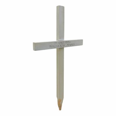 Lot 86: The Light Between Oceans Tom Sherbourne (Michael Fassbender) Screen Used Wooden Cross | VIP Fan Auctions