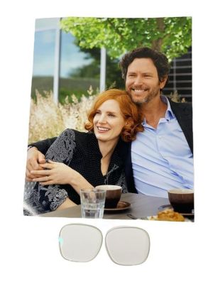 Lot 248 - It - Chapter Two (2019) - Beverly Marsh Photo and Richie Glasses Lenses