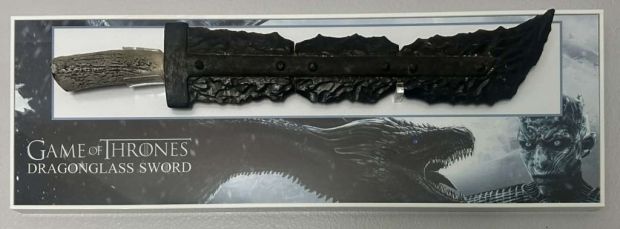 Game of Thrones (2011-2h019) - Dragon Glass Sword With Custom Display | Hanlin Auction Service