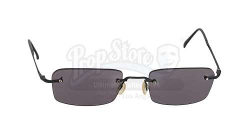 THE MATRIX (1999) - Lot 488 - Agent Smith‘s (Hugo Weaving) Sunglasses