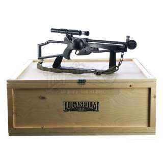 STAR WARS - EP VII - THE FORCE AWAKENS (2015) - Lot 343 - Propshop Chewbacca (Peter Mayhew) Bowcaster Replica