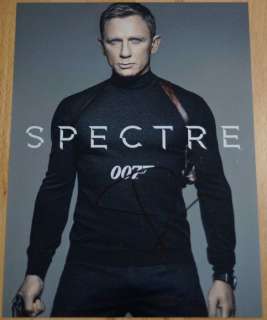 James Bond 007: Spectre | James Bond 007: Spectre - Daniel Craig as 007 - autograph, photo, signed with Certified Genuine b´bc holographic COA | Catawiki