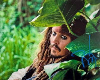 Johnny Depp (Captain Jack Sparrow) - Authentic Signed Photo From "Pirates of the Caribbean" - with | Johnny Depp (Captain Jack Sparrow) - Authentic Signed Photo from "Pirates of the Caribbean" - with | Catawiki