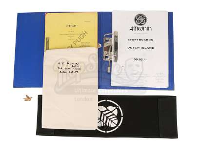 47 RONIN (2013) - Lot 415 - Mika‘s (Ko Shibasaki) Carved Bird, Hiroyuki Sanada‘s Chair Back, a Script and a Storyboard File