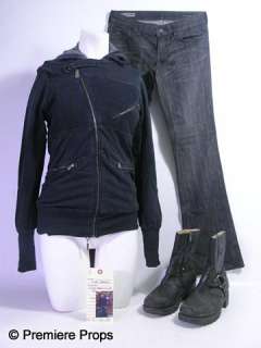 Lot 304 - Gamer Gina Parker Smith (Kyra Sedgwick) Hero Movie Costumes