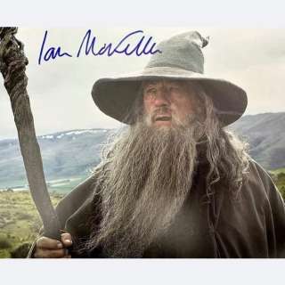Lord of the Rings - Signed by Sir Ian McKellen (Gandalf) | Catawiki