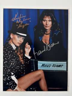 James Bond 007: Octopussy, Double signed Kristina Wayborn as "Magda" and Maud Adams as "Octopussy" with B’BC holographic COA | Catawiki