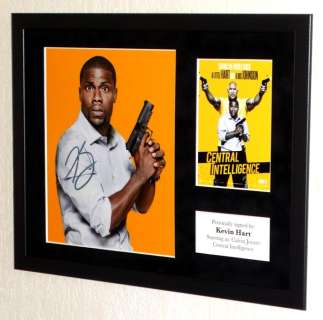Central Intelligence - Kevin Hart (Calvin Joyner) Premium Framed, signed, + COA | Catawiki