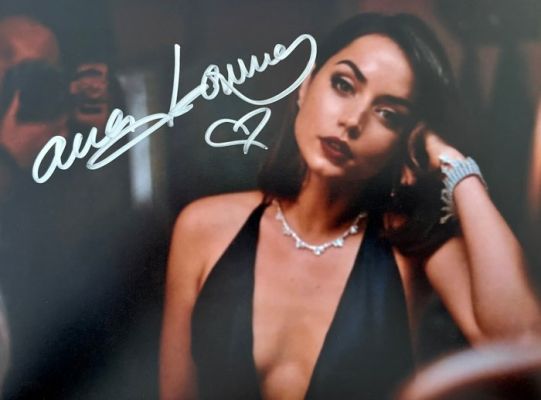 Ana de Armas - Paloma No Time To Die 2021 | Catawiki