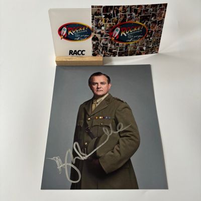 Downton Abbey - Signed by Hugh Bonneville | Catawiki