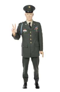 Lot 315 - TOM HANKS FORREST GUMP FILM WORN COSTUME