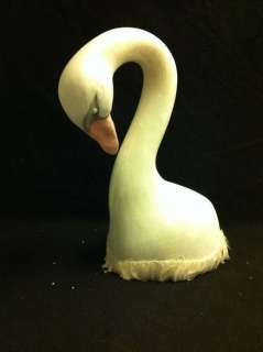 Mirror Mirror Snow White’s (Lily Collins) Swan Hat | Premiere Props