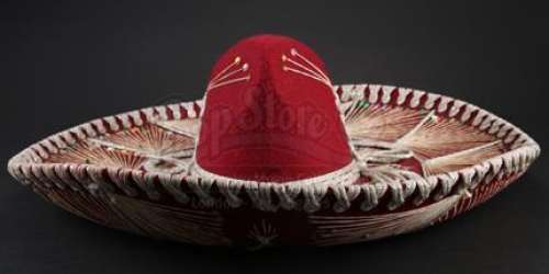 Community - Lot 24 - S1E12 - Comparative Religion: Ben Chang‘s (as portrayed by Ken Jeong) Sombrero