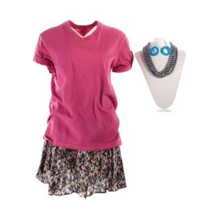 How I Met Your Mother (2005-2014) Robin “Sparkles” Scherbatsky Cobie Smulders Screen Worn Shirt Skirt & Jewelry Ep 815 | VIP Fan Auctions