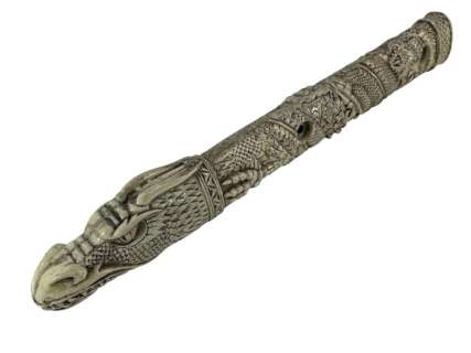 Highlander (1992-1998) - Duncan MacLeod (Adrian Paul) Sword of the Dragon katana Handle | Hanlin Auction Service