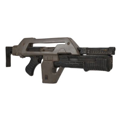 Aliens (1986) | Lot 13 : Lightweight M41A Pulse Rifle | Propstore