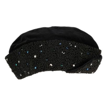 COMING TO AMERICA (1988) - Lot #587 : Semmi‘s (Arsenio Hall) Screen-Matched Kufi Cap