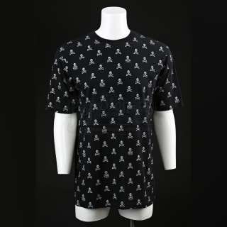 Breaking Bad | Jesse Pinkman’s (Aaron Paul) “Bit by a Dead Bee” Black Silver Skulls T-Shirt | Propstore