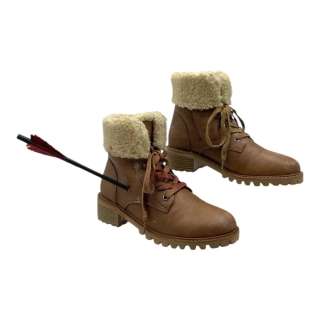 Heart Eyes Adeline (Lauren O’Hara) Screen Used Rigged Boot Pair & 2 Piece Arrow Sc 2 | VIP Fan Auctions