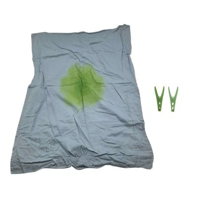 The Sheep Detectives Mopple Screen Used Pillow Case W/ Green Stain & (2) Peg Set Sc 56a/57 | VIP Fan Auctions
