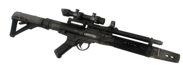 Lot 230 - Star Wars - Rogue One: A Star Wars Story (2016) - DH-17 Blaster Carbine | Hanlin Auction Service