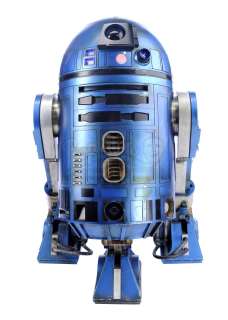 Star Wars - Ep IX - the Rise of Skywalker (2019) | R2-SHP Light-up Remote Control Droid | Propstore