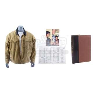 MRS. DOUBTFIRE (1993) - Lot 902 - Robin Williams-Signed Screenplay with Additional Gifts