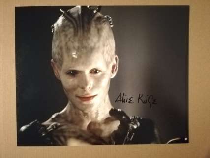 Star Trek - Star Trek - Alice Krige "The Borg Queen" handsigned photo in-person autograph