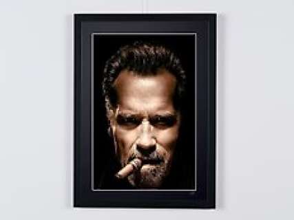Arnold Schwarzenegger | Arnold Schwarzenegger - Fine Art Photography - Luxury Wooden Framed 70X50 cm - Limited Edition Nr 05 of 30 - Serial ID 30266 - - Original Certificate (COA), Hologram Logo Editor and QR Code | Catawiki