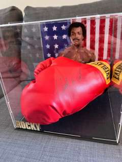 Rocky IV - Apollo Creed Boxing Glove (Everlast), signed in person by Carl Weathers (+) in Celebration, Florida | Catawiki