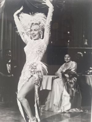 Milton R. Krasner - Marilyn Monroe "There’s no business like show business" 1954 | Catawiki