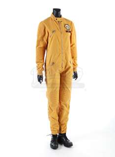 ZOOM - Summer‘s (Kate Mara) Jumpsuit and Boots