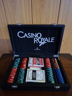 Poker set - Casino Royale 007 Cartamundi - Plastic | Catawiki