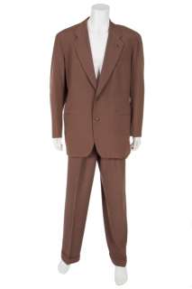 JOHN WAYNE BIG JIM McCLAIN WORN SUIT WITH DVD | Julien’s
