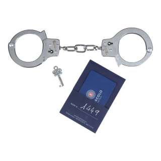 AMERICAN ASSASSIN (2017) - Lot #1118 : Annika‘s (Shiva Negar) Boscolo Hotel Key Card and Handcuffs