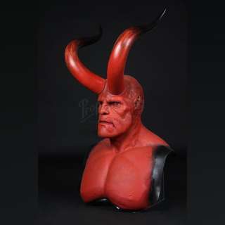 EMPIRE OF THE SUN (1982) - Lot 80 - Jamie Graham‘s (Christian Bale) School Uniform