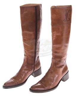 Lara Croft Tomb Raider: The Cradle of Life - Lara Croft’s Boots (Angelina Jolie) | ScreenUsed