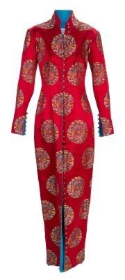 Jerry Weintraub | Lot #125 - “The Avengers” Emma Peel (Uma Thurman) Ensemble (B) | Julien’s