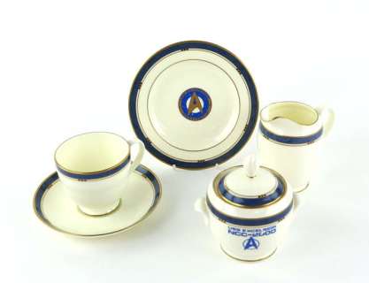 Star Trek - Original crockery including USS Excelsior NCC-2000 milk jug, sugar bowl with lid, cup,… | Ewbank’s
