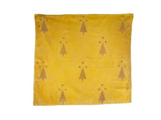 HARRY POTTER AND THE SORCERER‘S STONE (2001) - Lot #770 : Hufflepuff Quidditch Stadium Banner
